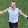 Andres Iniesta dan Persembahan Untuk Seorang Kawan di Panggung Paling Akbar