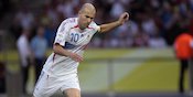 Bukan Cuma Messi & Ronaldo, 5 Legenda Sepak Bola Ini Juga Bergelimang Penghargaan pada Masanya Bukan Cuma Messi & Ronaldo, 5 Legenda Sepak Bola Ini Juga Bergelimang Penghargaan pada Masanya