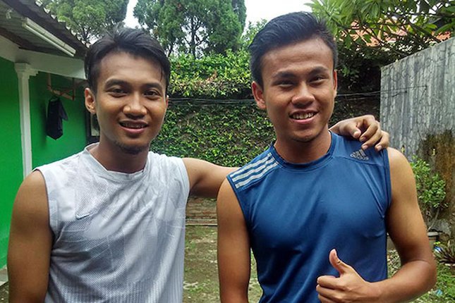 Bek Tengah: M. Sahrul Kurniawan