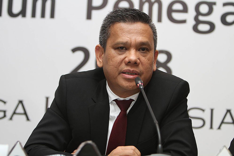 Usai Diperiksa, Berlinton Siahaan Bocorkan Pertanyaan Satgas Anti Mafia Bola Usai Diperiksa, Berlinton Siahaan Bocorkan Pertanyaan Satgas Anti Mafia Bola