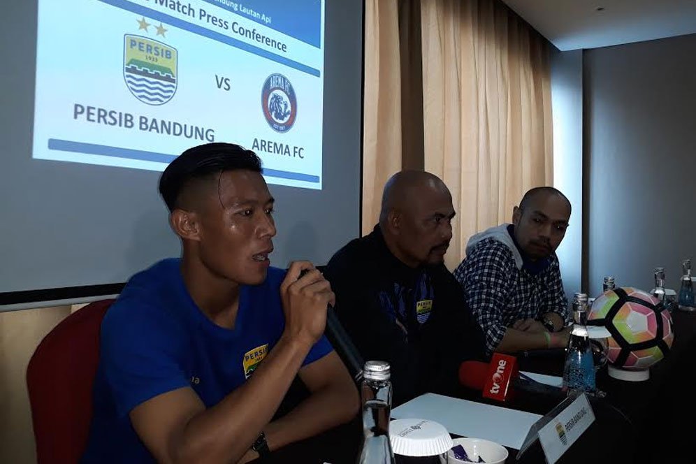 Bek Persib Ini Sebut Semua Pemain Mitra Kukar Perlu Diwaspadai