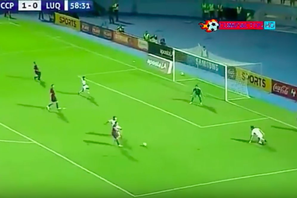 Video: Gol Pemain Ini Keren Banget