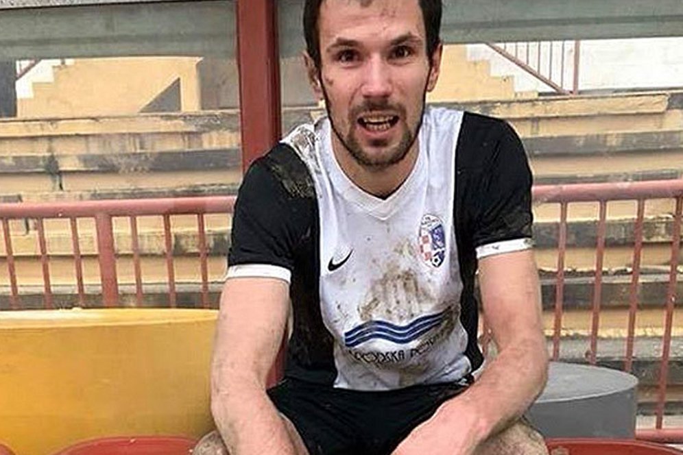 Video: Tragis, Boban Meninggal di Lapangan Setelah Dadanya Dihantam Bola