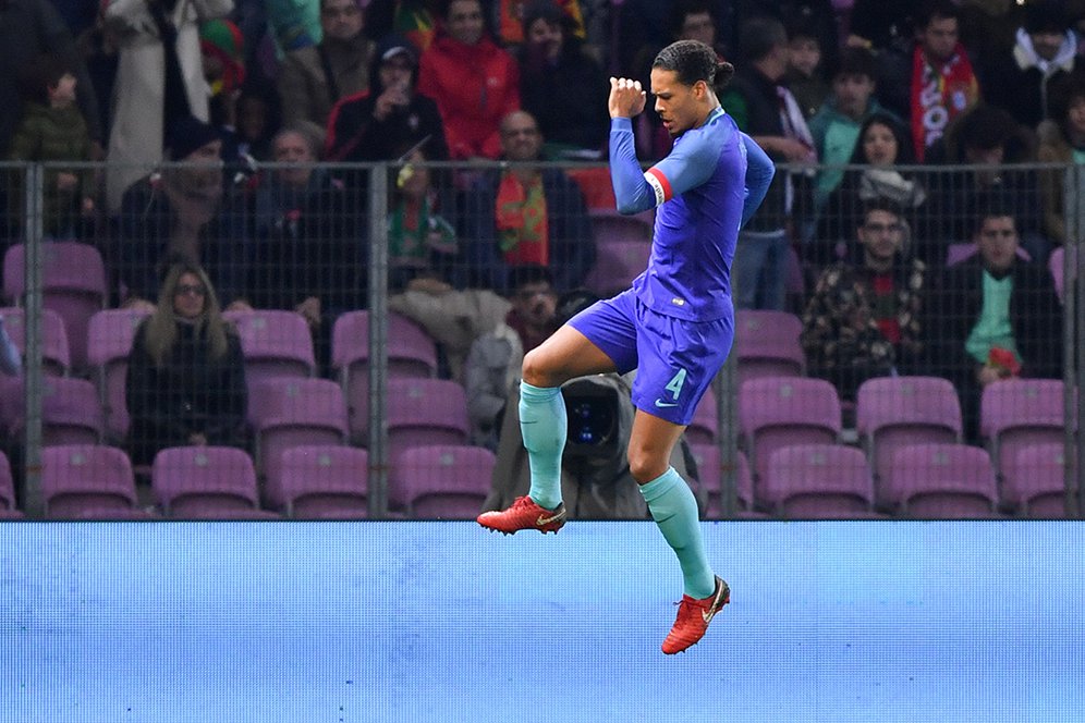 Cetak Gol Debut di Timnas Belanda, Van Dijk Girang