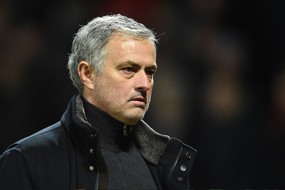 Mourinho Janji Coba Hentikan Dominasi City