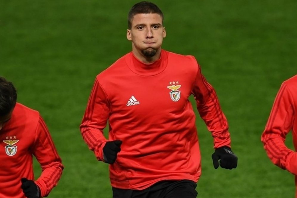 Naksir Bek Benfica, Ini Besaran Biaya Yang Harus Dikeluarkan Arsenal