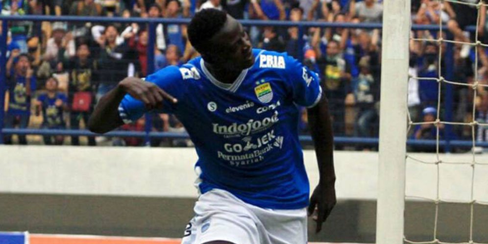 Brace N'Douassel Warnai Kemenangan Persib Atas PSM