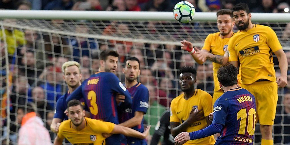 Terungkap! Jarak Pagar Betis di Free Kick Messi Tak Sesuai Aturan