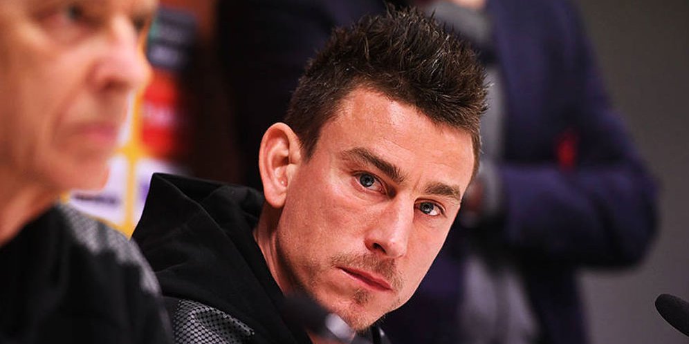 Koscielny Sempat Pertimbangkan Pindah ke China