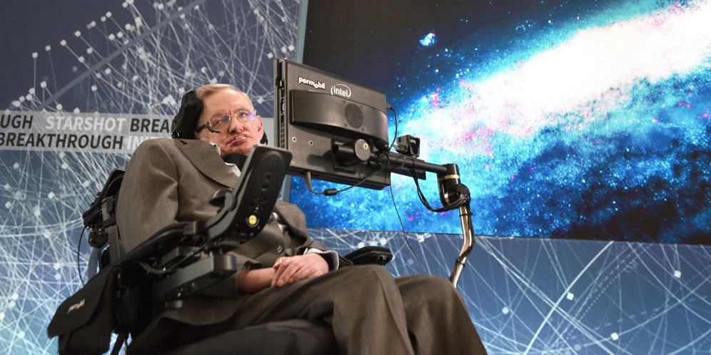 Stephen Hawking Meninggal Karena Tumbal Gol Aaron Ramsey?