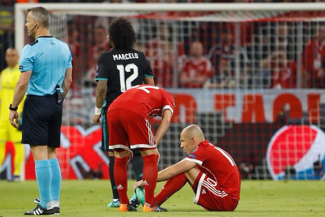 Cedera Paksa Bayern Lakukan Dua Pergantian Pemain Cedera Paksa Bayern Lakukan Dua Pergantian Pemain