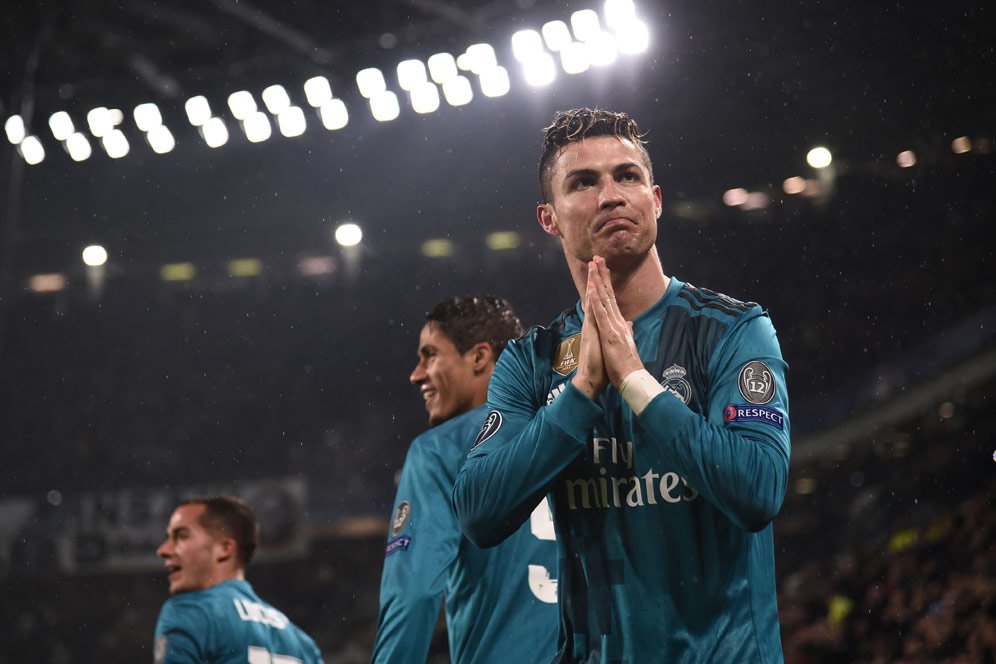 Standing Ovation di Turin Berperan Bawa Ronaldo ke Juventus