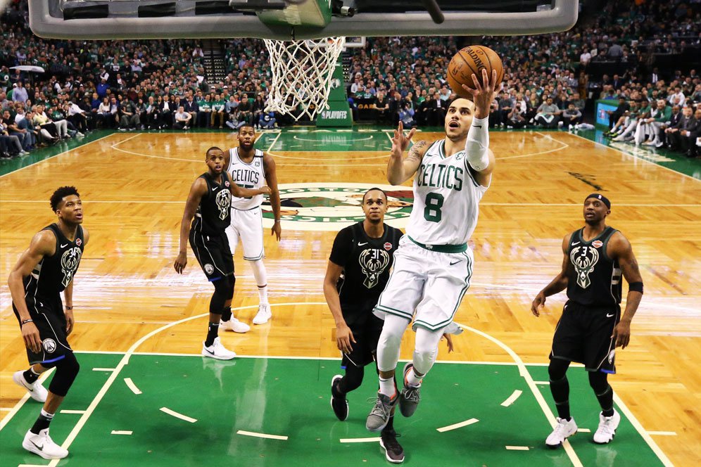 Boston Celtics Menangkan Game 2 Lawan Milwaukee Bucks