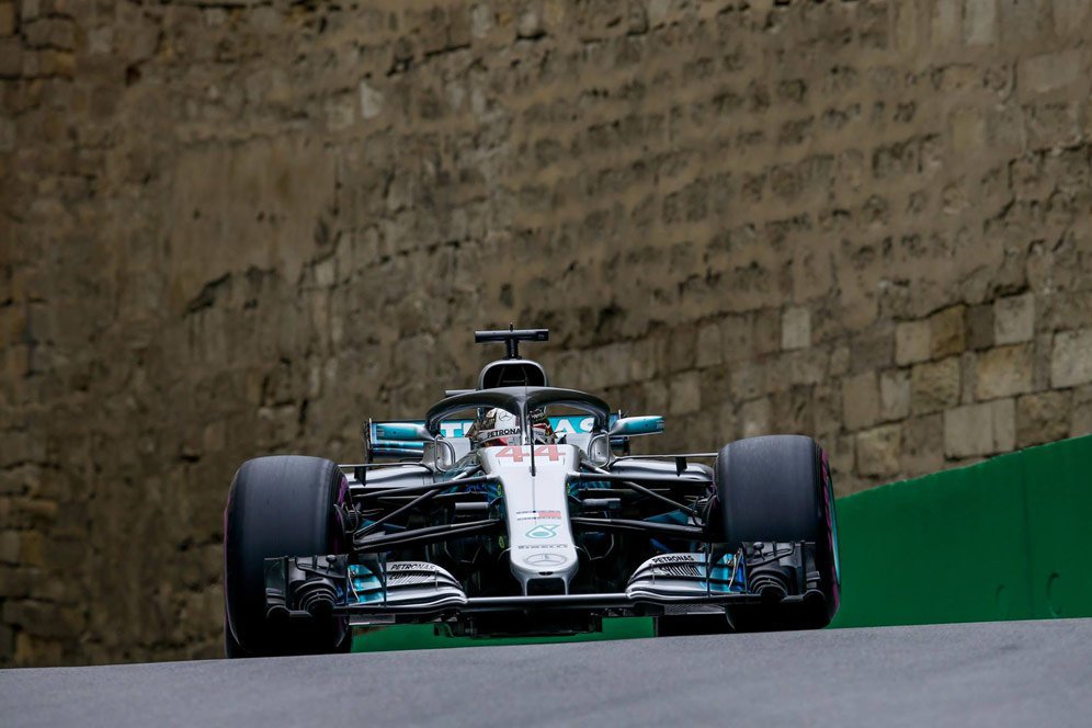 Hamilton Rebut Kemenangan Perdana di F1 GP Azerbaijan