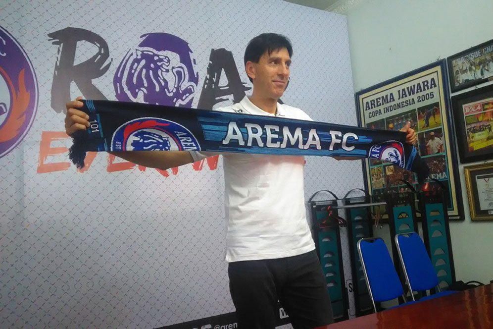 Pelatih Arema FC Puji Kekuatan Madura United