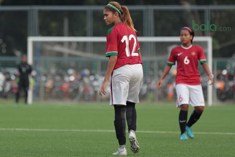 Pemain Timnas Wanita Ini Lebih Semangat Jika Bermain di Depan Banyak Penonton Pemain Timnas Wanita Ini Lebih Semangat Jika Bermain di Depan Banyak Penonton