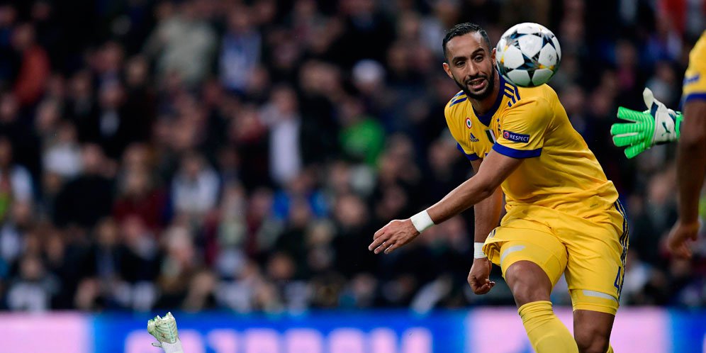 Benatia Akui Memang Bersentuhan Dengan Vazquez