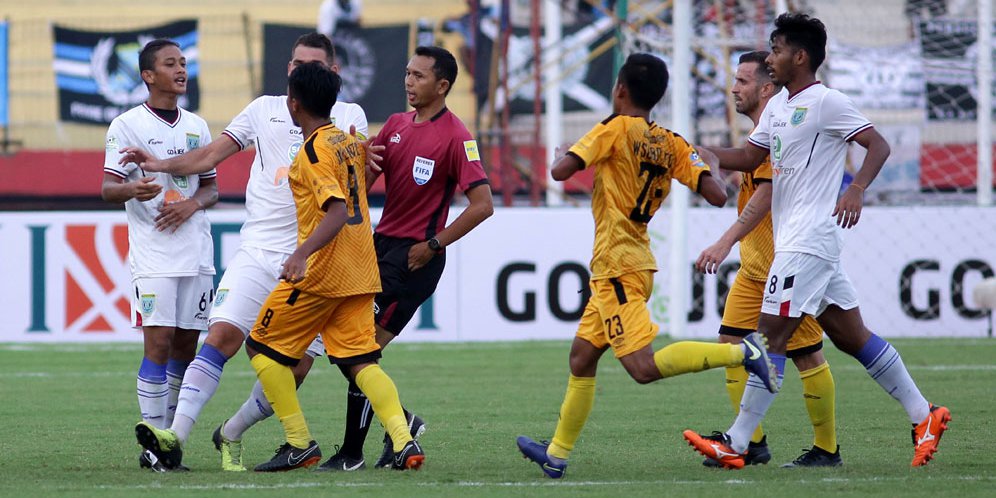 Disanksi Dua Laga, Gelandang Persela Minta Maaf