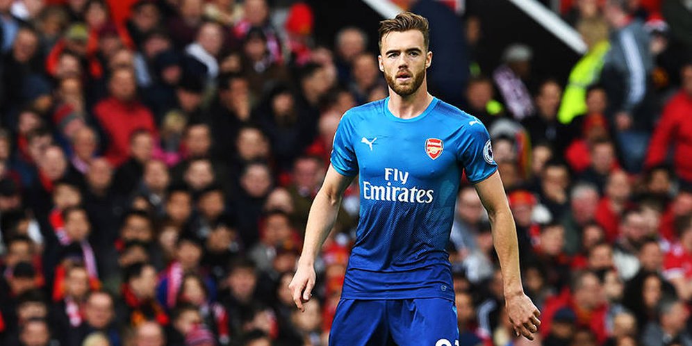 Arsenal Resmi Perpanjang Kontrak Calum Chambers