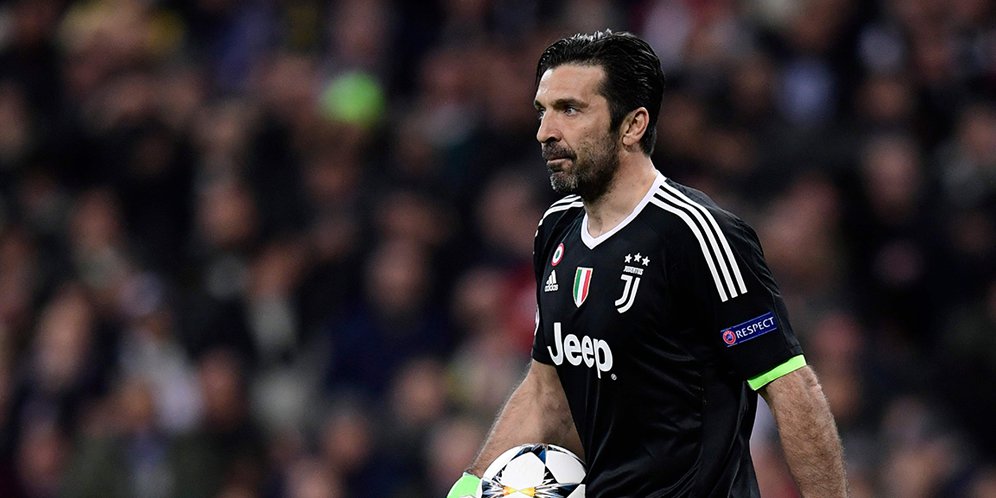 Menunggu Klub Baru Buffon