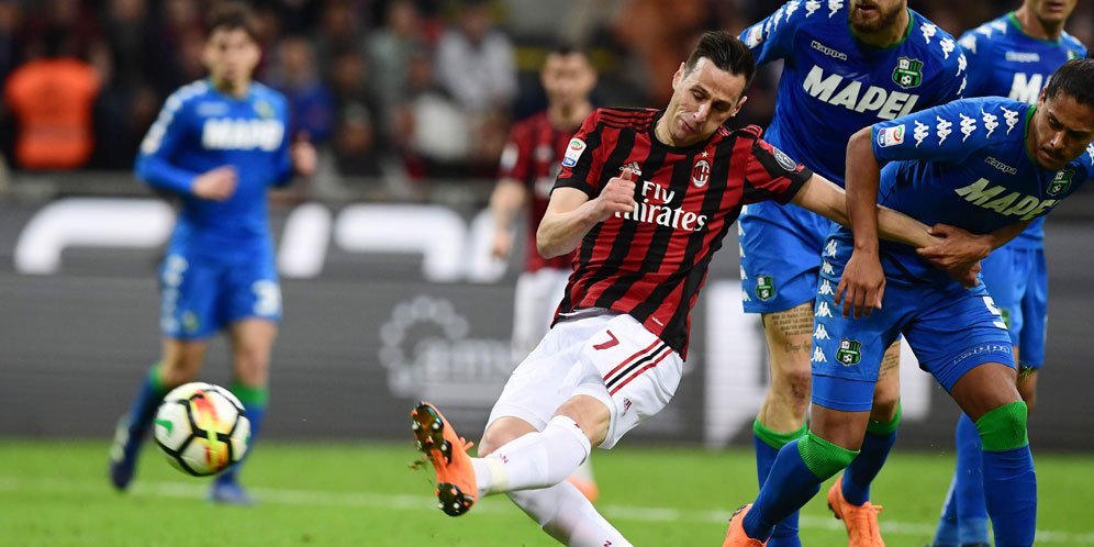 Untuk Boyong Bellotti, Vialli Sarankan Milan Jual Kalinic Dan Silva
