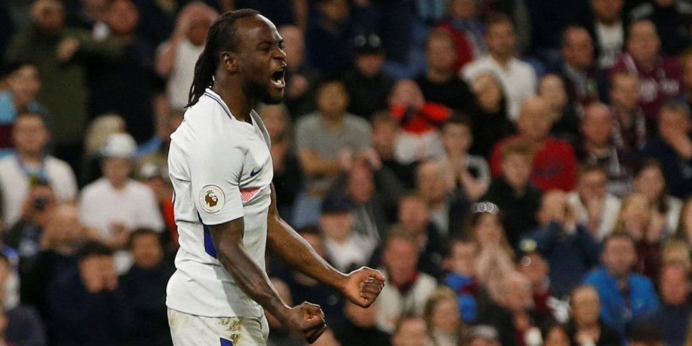 Hasil Dan Klasemen Liga Inggris 2018 Chelsea Dekati Tottenham Bola Net