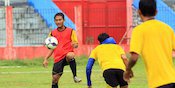 Winger Arema FC Tak Sabar Bertemu Penjaga Gawang PSIS Semarang Winger Arema FC Tak Sabar Bertemu Penjaga Gawang PSIS Semarang