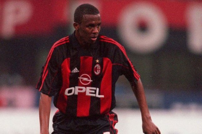 Roque Junior (Brasil, 2002)