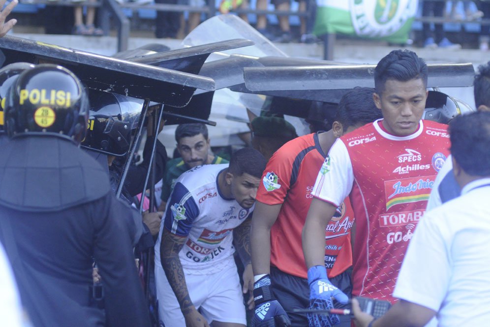 Arema FC Tak Kapok Dengan Teror Bonek