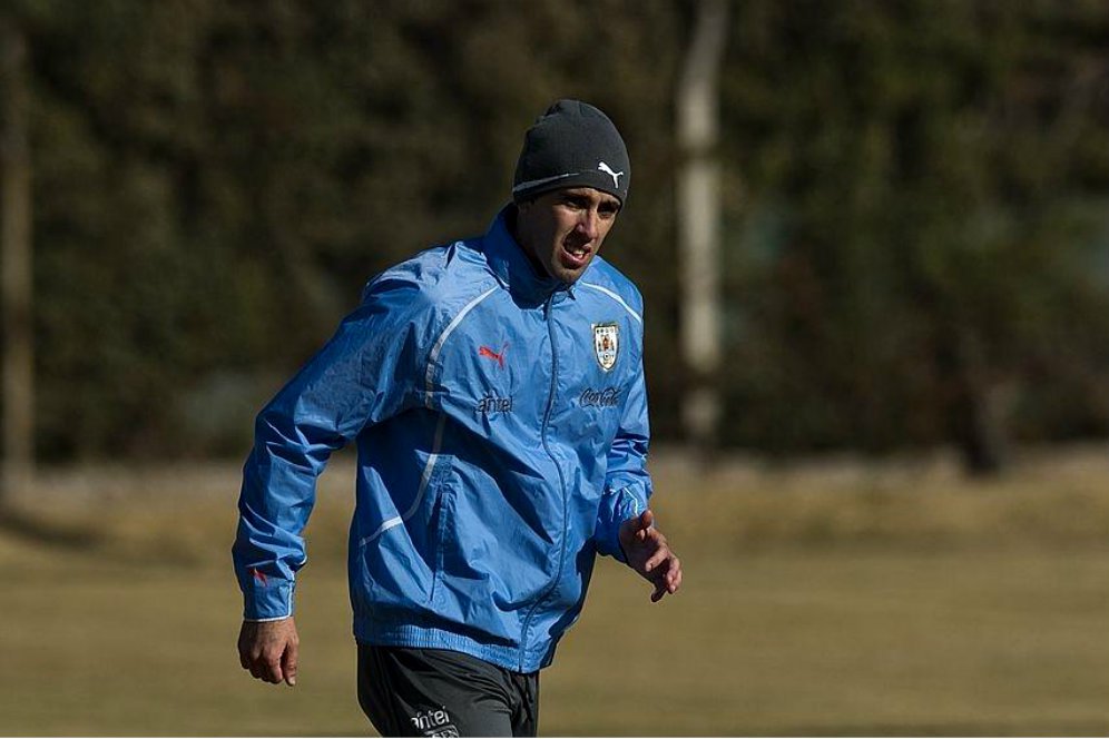 Sekarang, Godin Jadi Sasaran Transfer MU Sekarang, Godin Jadi Sasaran Transfer MU
