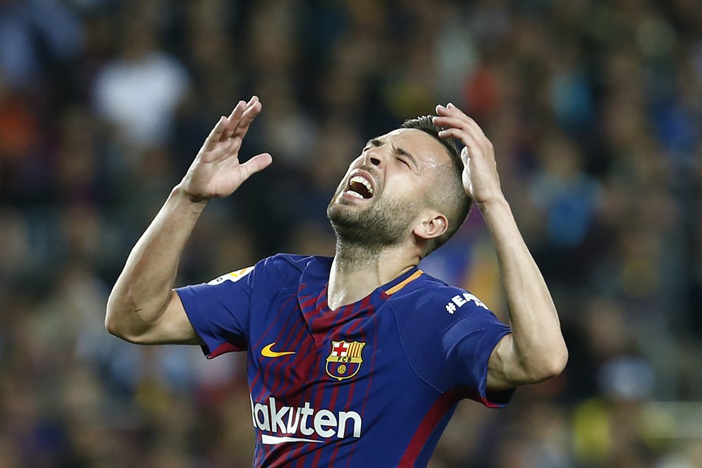 Panggil Jordi Alba, Enrique Bantah Karena Tekanan Publik