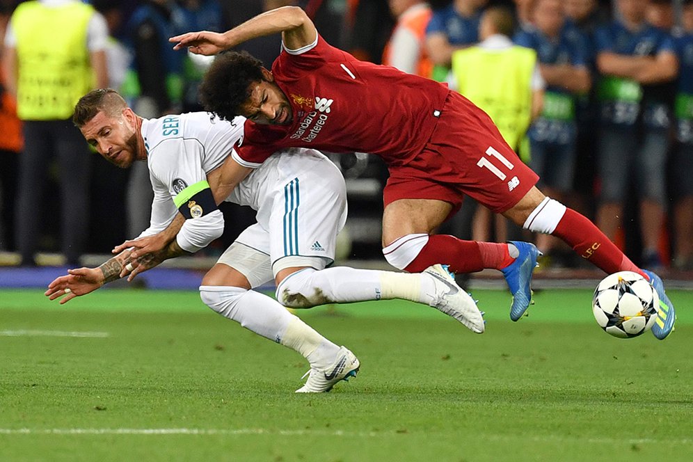 Duel Lawan Sergio Ramos Lagi? Mohamed Salah Hanya Bisa Tertawa