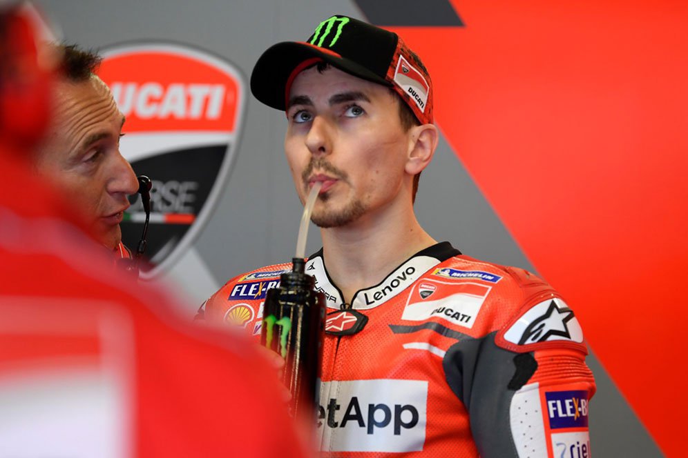 Lorenzo: Bagi Rider MotoGP, Kendarai Mobil F1 Lebih Mudah