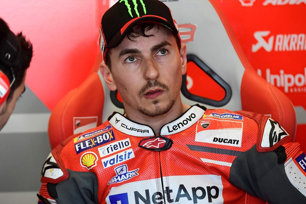 Kembali Dikritik Dovizioso, Lorenzo: Saya Muak!