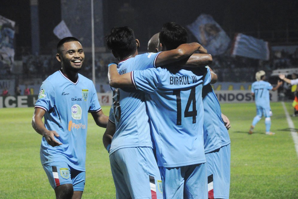 Persela Lanjutkan Kerjasama dengan Apparel Asal Amerika