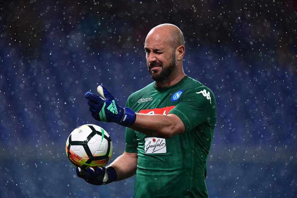 Soal Pengganti Thibaut Courtois, Maurizio Sarri Pilih Pepe Reina