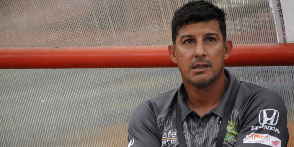 Alfredo Apresiasi Kerja Keras Pemain Persebaya