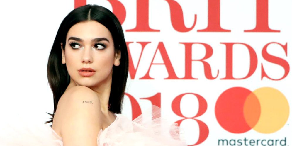 Penyanyi Cantik Ini Akan Meriahkan Duel Liverpool vs Real Madrid