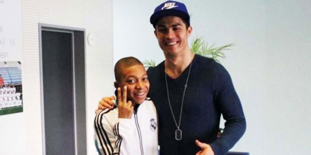 Ikuti Jejak Ronaldo
