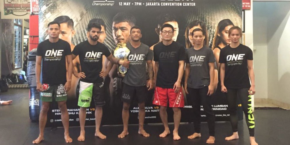 Enam Fighter Gelar Latihan Terbuka Jelang Duel di ONE Championship