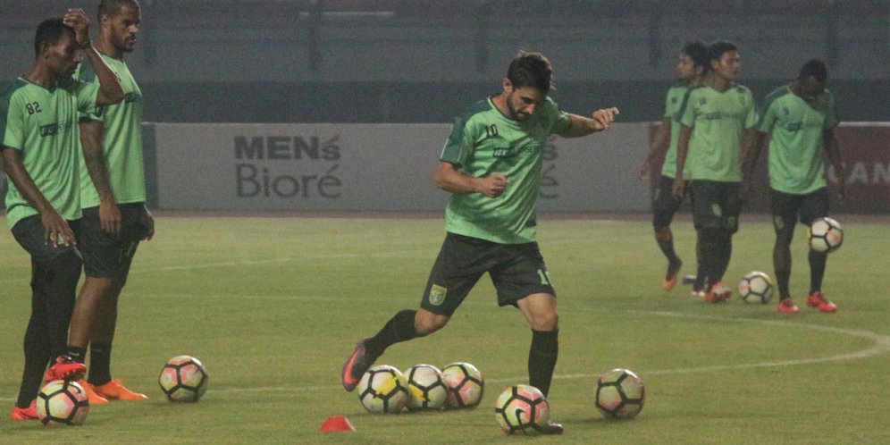 Cedera Robertino Pugliara Semakin Membaik