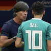 Loew Kecewa Berat Ozil Tak Mau Diajak Bicara