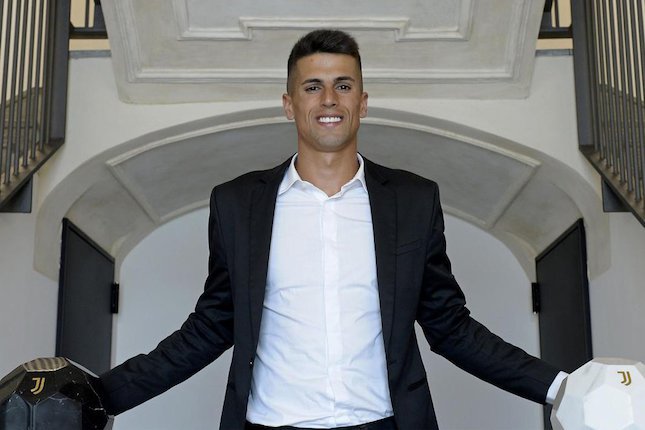 Transfer Cancelo