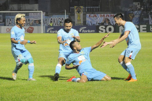 Persela Lamongan vs Madura United