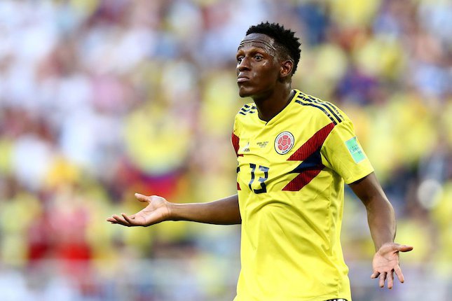 Melepas Yerry Mina