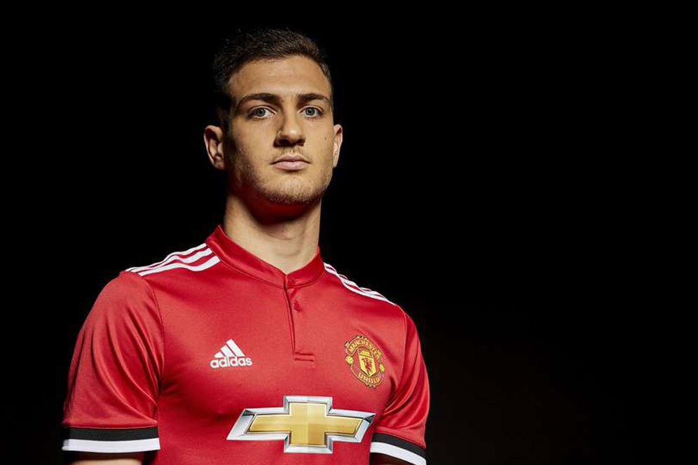 Bebas Cedera, Diogo Dalot Bisa Ikut Tur Pra Musim Manchester United