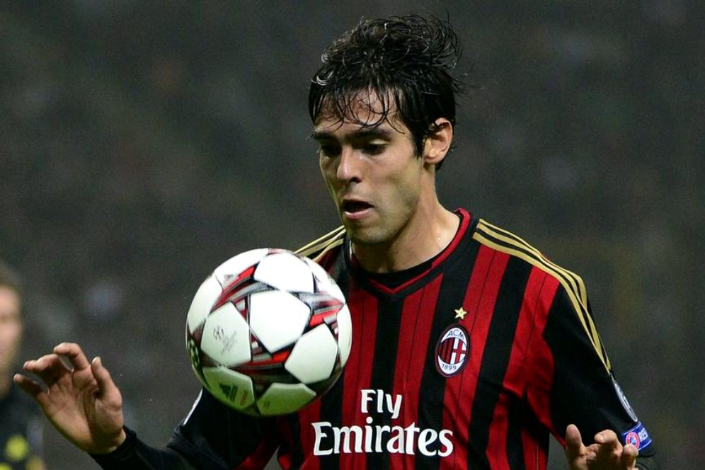 Ternyata Kaka tak Pernah Berniat Tinggalkan AC Milan, Lantas Mengapa Pergi?