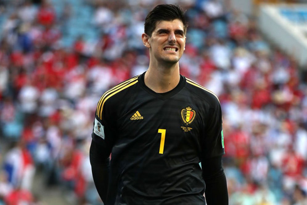 Courtois Bisa ke Madrid, Bisa Juga Bertahan di Chelsea