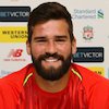 Pele Doakan Alisson Bersinar di Liverpool