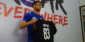 Kiper Arema FC Ternyata Sempat Menjadi Tentara Serbia
